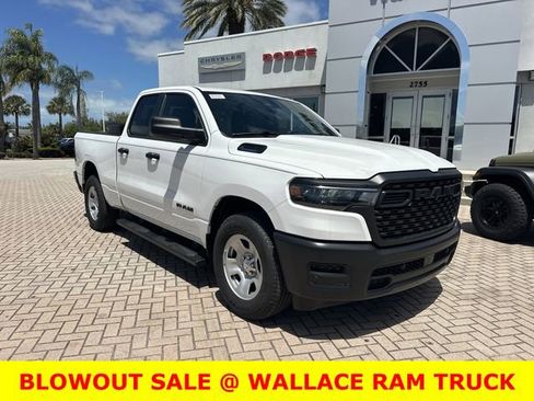 Used 2025 RAM 1500 Tradesman AWD/4WD image 4