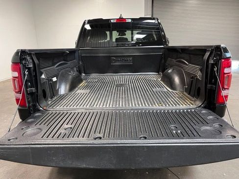 Used 2019 RAM 1500 Big Horn AWD/4WD image 16