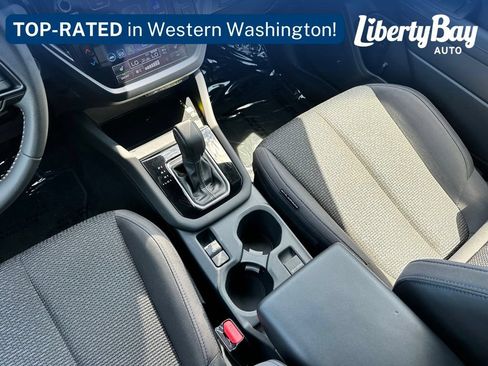Used 2025 Subaru Forester Premium AWD/4WD image 24