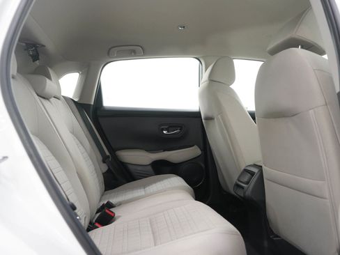 Used 2025 Honda HR-V LX image 12