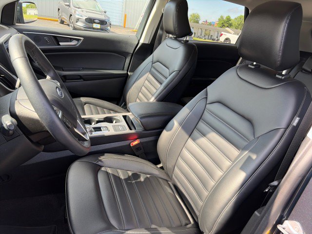 Used 2024 Ford Edge SEL w/ Convenience Package AWD/4WD image 10