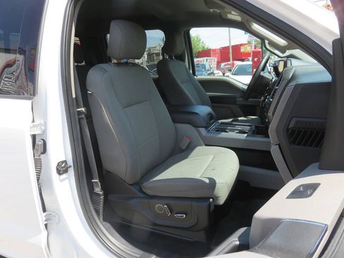 Used 2017 Ford F150 XLT w/ Equipment Group 302A Luxury AWD/4WD image 13