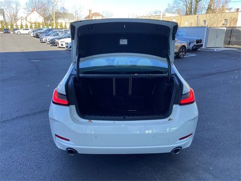 Certified 2023 BMW 330i xDrive Sedan w/ Convenience Package image 33