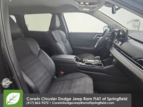 Used 2025 Mitsubishi Outlander SE FWD image 32