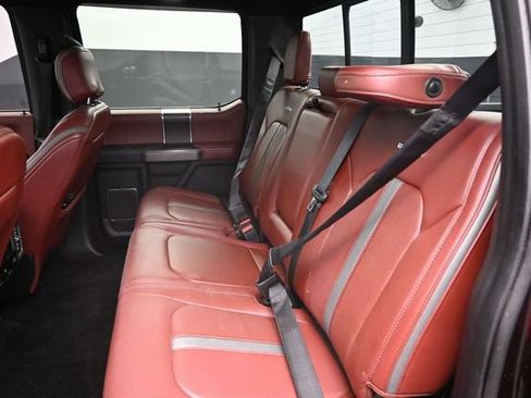 Used 2018 Ford F150 Platinum w/ Equipment Group 701A Luxury AWD/4WD image 17