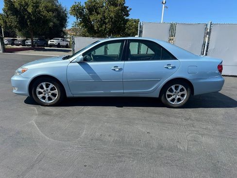 Used 2006 Toyota Camry V6 FWD image 2