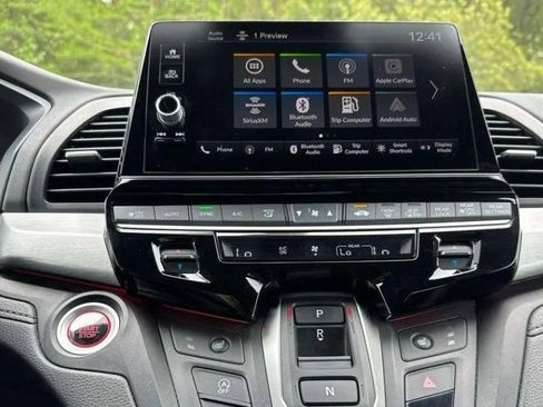 Used 2025 Honda Odyssey Sport-L image 15
