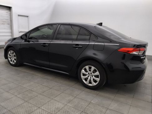 Used 2022 Toyota Corolla LE FWD image 3