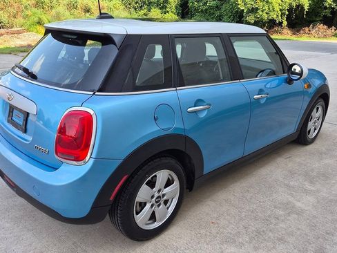 Used 2015 MINI Cooper 4-Door Hardtop FWD image 8