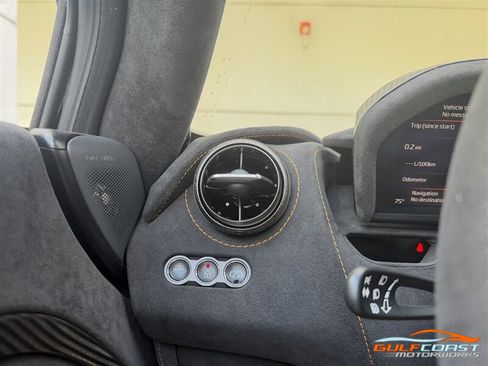 Used 2021 McLaren 765LT RWD image 22