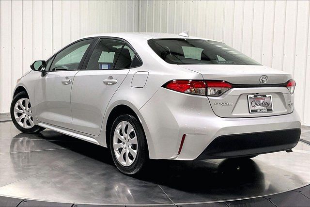 Used 2024 Toyota Corolla LE FWD image 12