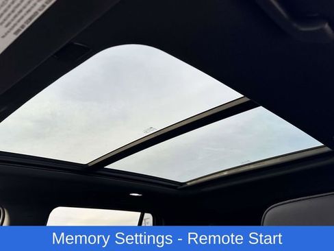 Used 2022 Chevrolet Tahoe RST w/ Sport Performance Package image 15