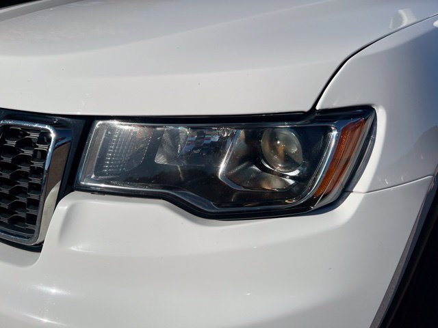 Used 2021 Jeep Grand Cherokee Laredo AWD/4WD image 9