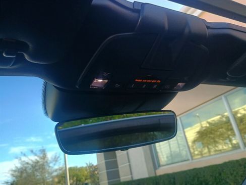 Used 2018 Porsche 911 Targa 4S image 24