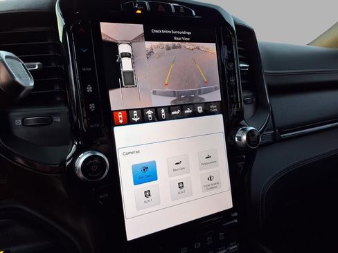 Used 2023 RAM 2500 Limited image 6