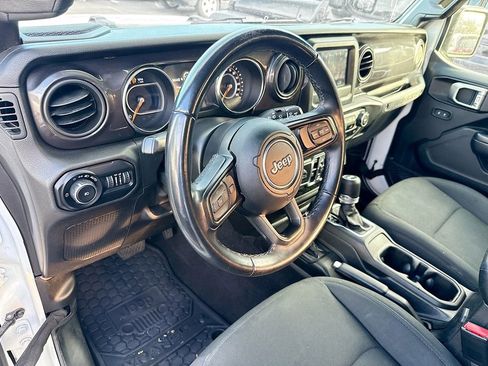 Used 2021 Jeep Wrangler Unlimited Sport image 10