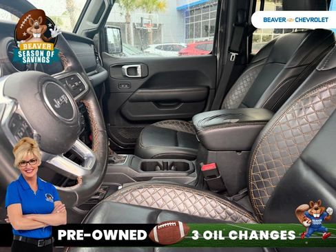 Used 2021 Jeep Wrangler Unlimited Sahara AWD/4WD image 8
