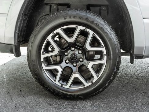 Used 2025 RAM 1500 Laramie AWD/4WD image 30