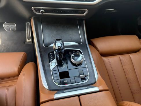 Used 2021 BMW X5 xDrive45e w/ M Sport Package image 22