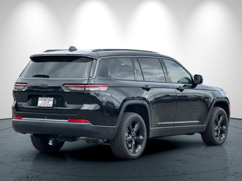 New 2026 Jeep Grand Cherokee L Limited AWD/4WD image 4