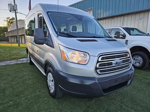 Used 2017 Ford Transit 150 XLT image 1