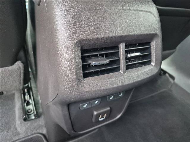 Used 2024 Chevrolet Equinox Premier AWD/4WD image 18