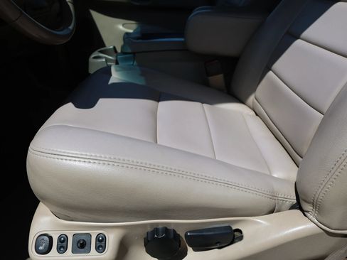 Used 2004 Ford Excursion Limited AWD/4WD image 28