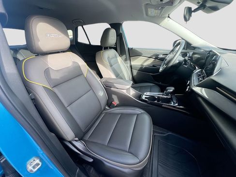 Used 2025 Chevrolet Trax ACTIV w/ Driver Confidence Package image 24