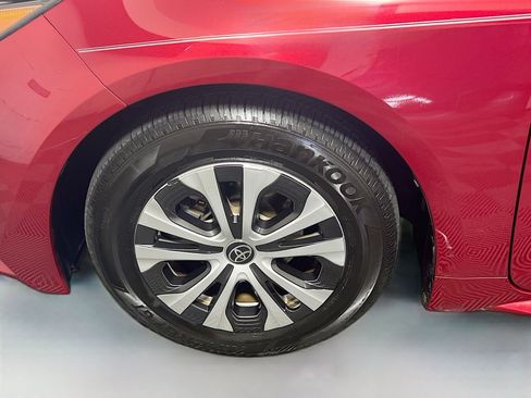 Used 2022 Toyota Corolla LE FWD image 13