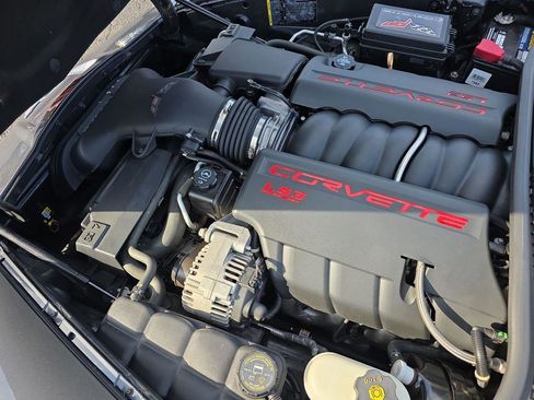 Used 2010 Chevrolet Corvette Grand Sport w/ Preferred Equipment Group image 13