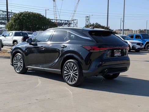 Used 2023 Lexus RX 350 Premium Plus w/ Cold Area Package FWD image 9