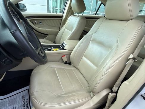 Used 2017 Ford Taurus Limited FWD image 9