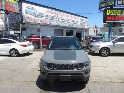 Used 2019 Jeep Compass Trailhawk w/ Cold Weather Group AWD/4WD image 6