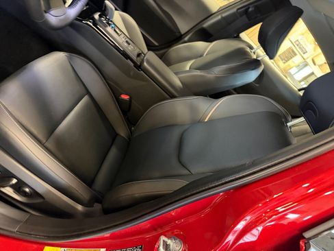 Used 2026 Toyota Prius XLE AWD/4WD image 30