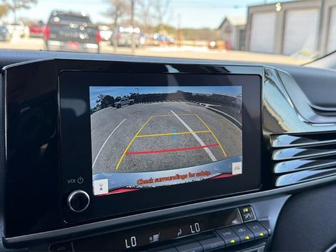 Certified 2025 Toyota Camry LE image 30