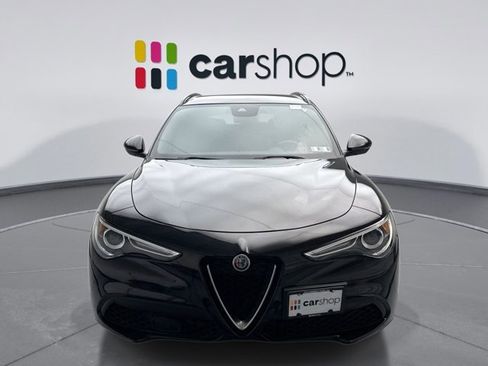 Used 2022 Alfa Romeo Stelvio Ti image 8