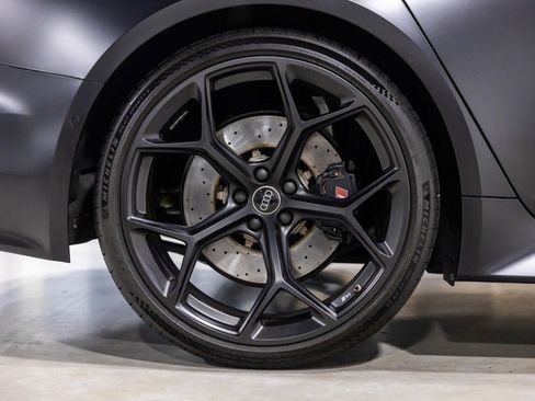 Used 2025 Audi RS 6 performance image 26