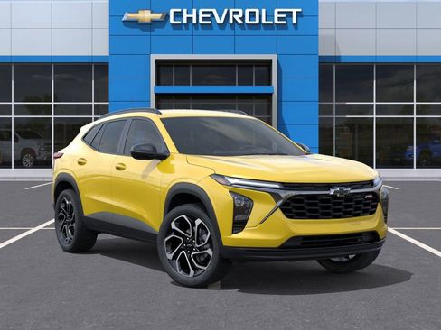 New 2025 Chevrolet Trax RS w/ Driver Confidence Package FWD image 8