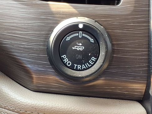 Used 2023 Ford Expedition Max Limited AWD/4WD image 18