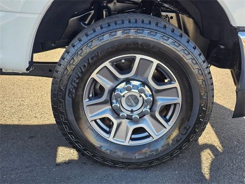 Used 2019 Ford F250 Lariat w/ Lariat Value Package image 8