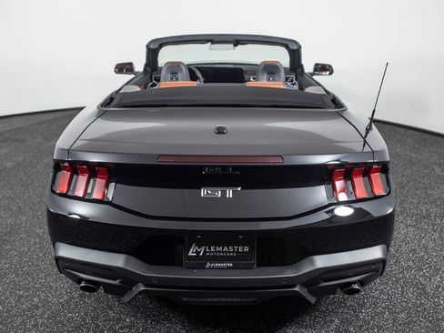 Used 2025 Ford Mustang GT Premium RWD image 8