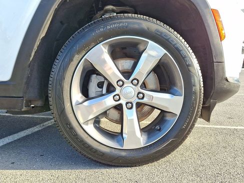 Used 2021 Jeep Grand Cherokee L Limited image 8