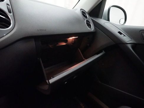 Used 2015 Volkswagen Tiguan S AWD/4WD image 28