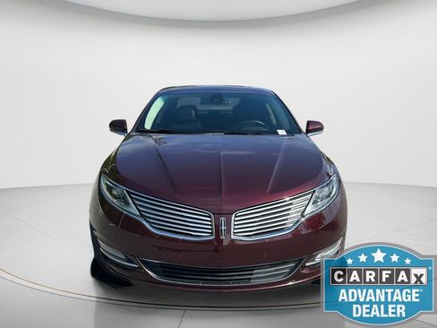 Used 2013 Lincoln MKZ FWD image 2