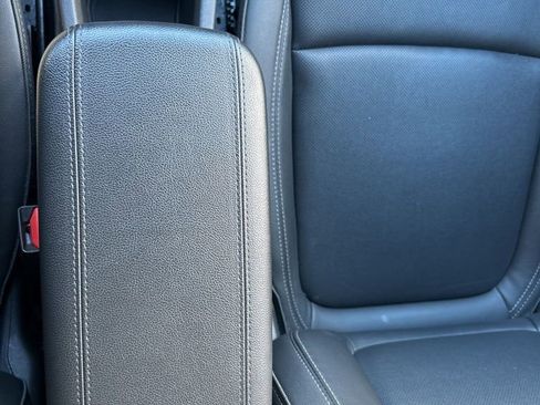 Used 2024 Buick Encore GX Sport Touring FWD image 42