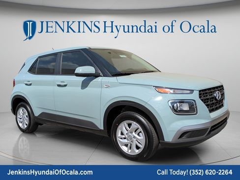 New 2026 Hyundai Venue SE FWD image 11