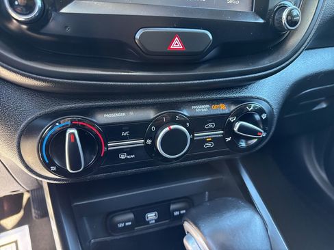 Used 2021 Kia Soul GT-Line image 29