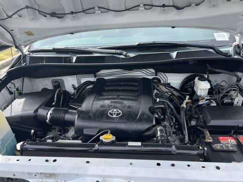 Used 2013 Toyota Tundra Limited image 35