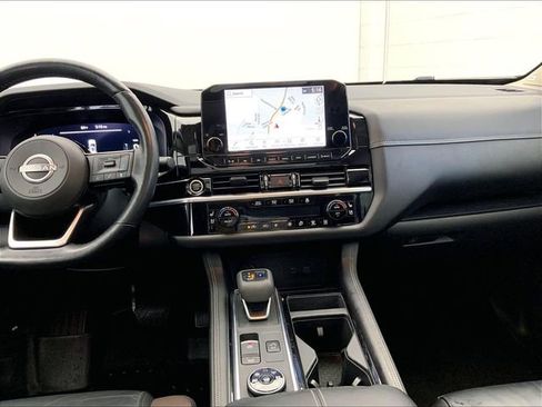 Used 2022 Nissan Pathfinder Platinum w/ Cargo Package AWD/4WD image 15