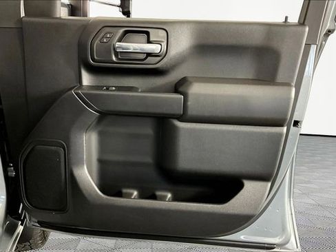 Used 2025 Chevrolet Silverado 2500 Custom w/ Custom Value Package AWD/4WD image 27